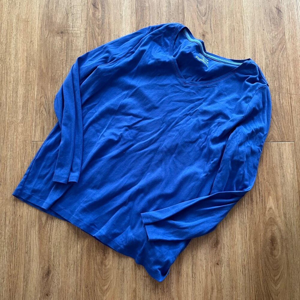 Talbots The Talbots Tee Basic Long Sleeve Top Blu… - image 1